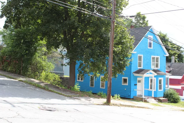 $189,000 | 300 Hillside Avenue, Berlin, NH 03570