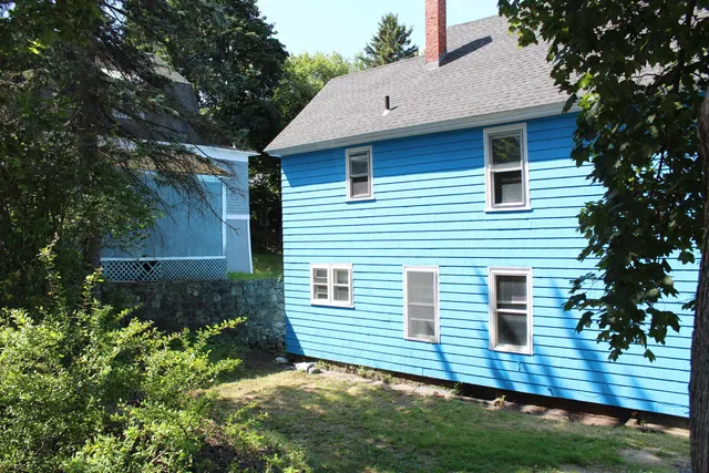 $189,000 | 300 Hillside Avenue, Berlin, NH 03570