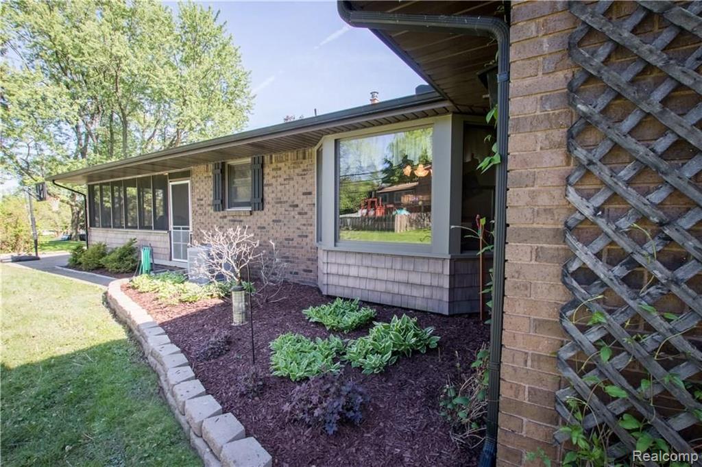 2772 West Tienken Road Rochester Hills, MI 48306 - Photo 21 of 22
