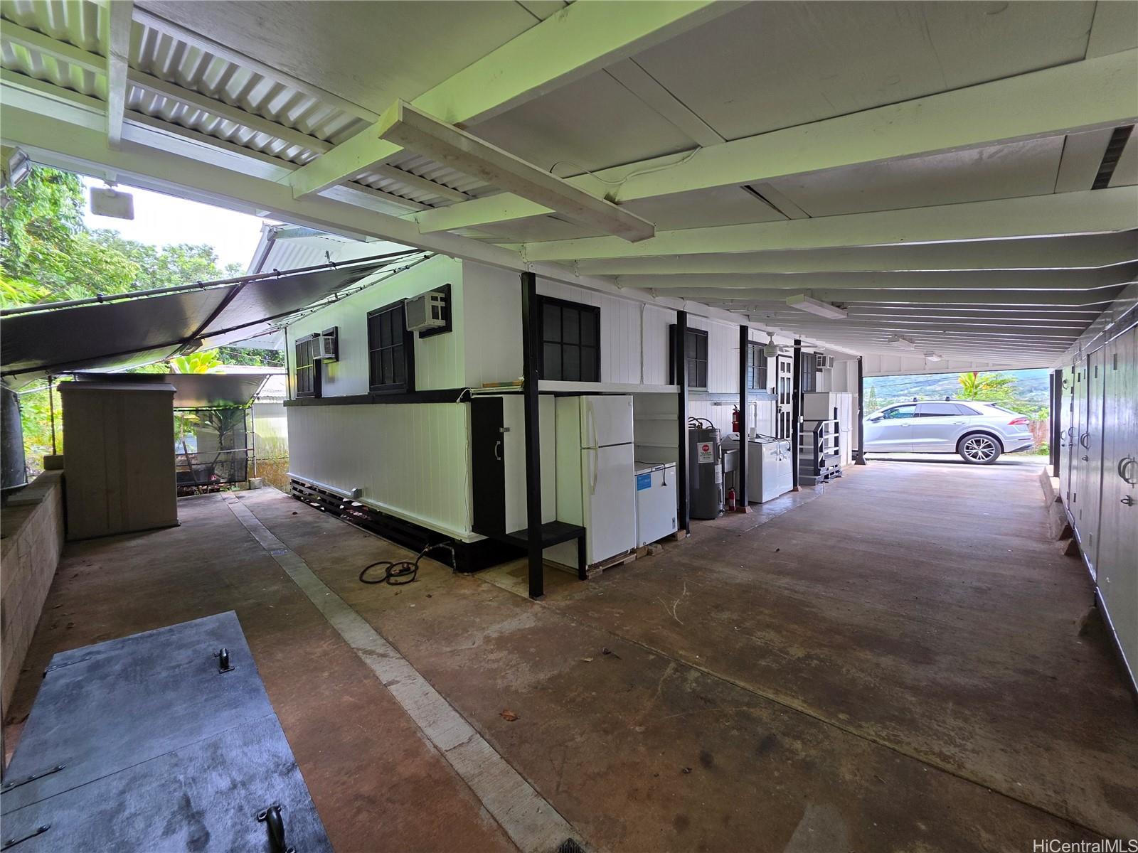 45-557 Keaahala Road, Unit K Kaneohe, HI 96744 - Photo 18 of 20 a view of garage