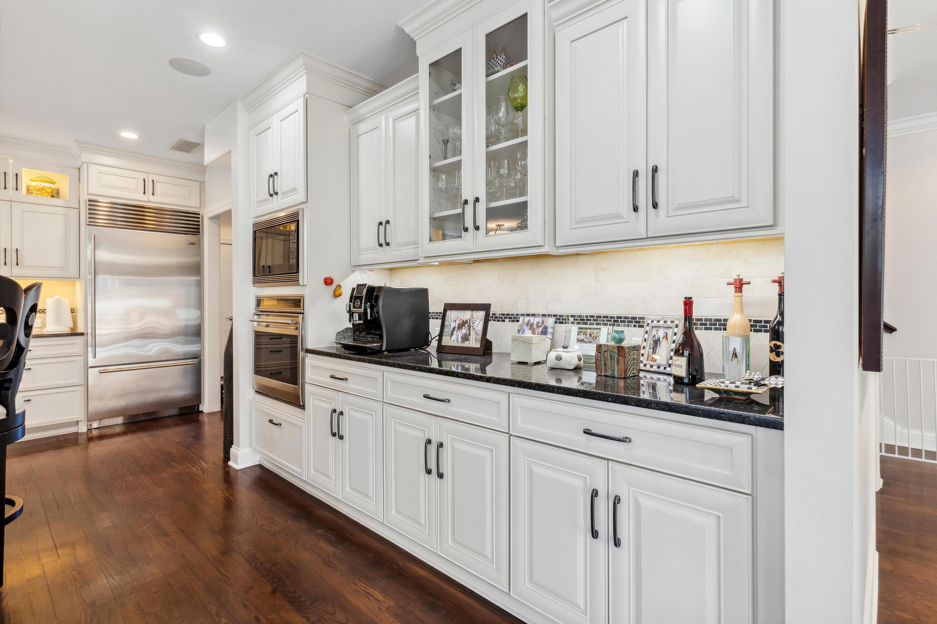 4772 Shire Ridge Road East Hilliard, OH 43026 - Photo 29 of 104 Kitchen