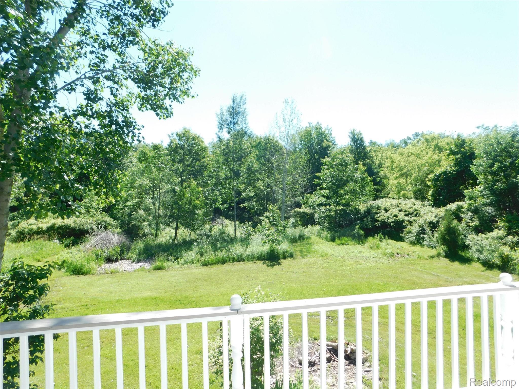 6672 Robb Road Fowlerville, MI 48836 - Photo 21 of 27 DSCN0771.JPG