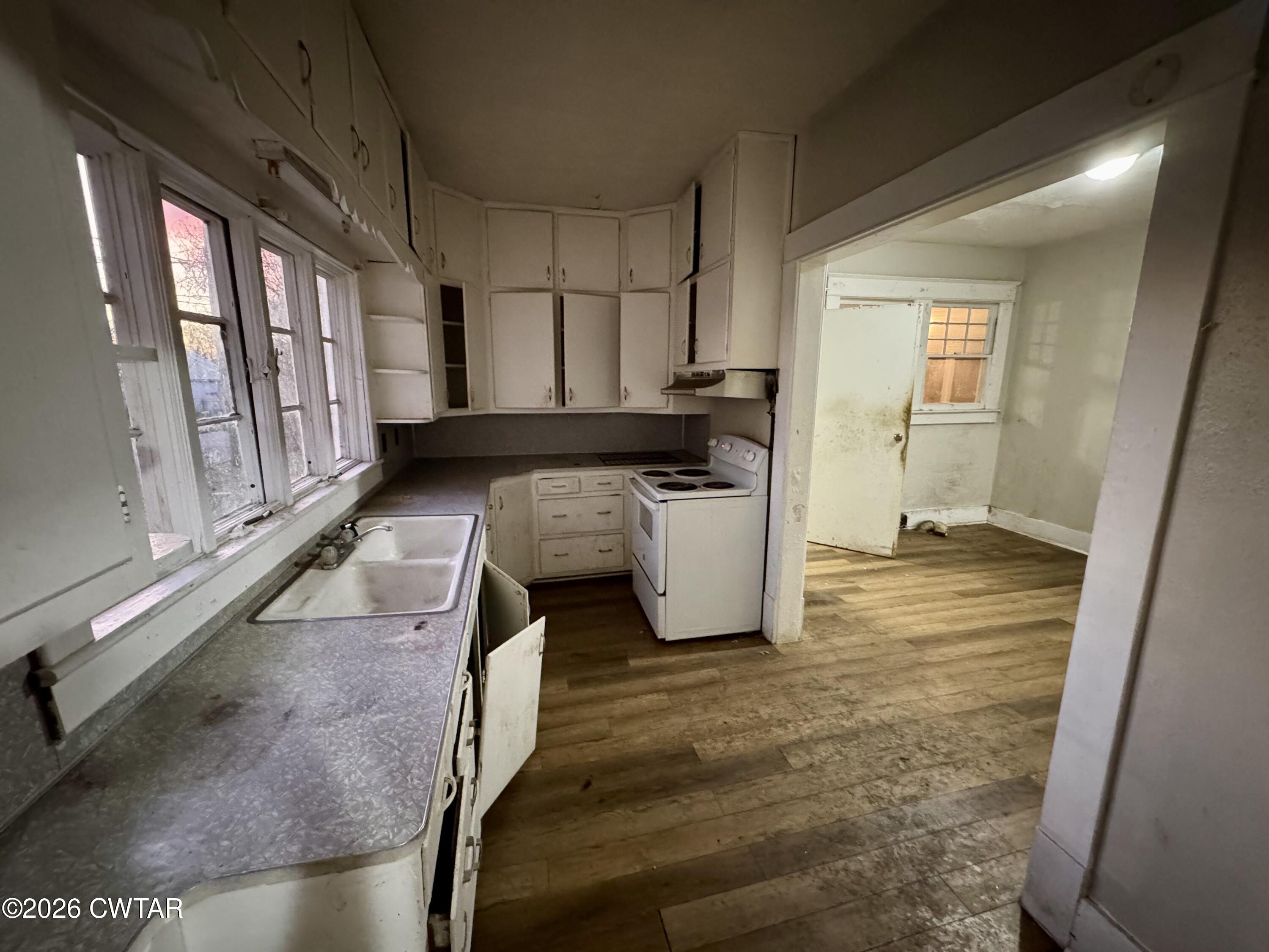 127 South Fairgrounds Street Jackson, TN 38301 - Photo 10 of 23 a view of a storage & utility room