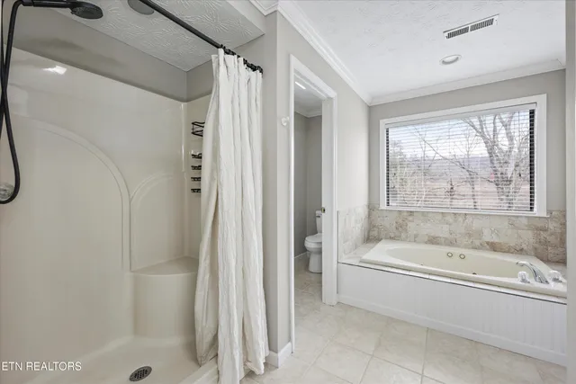 $450,000 | 7400 Foxglove Lane, Knoxville, TN 37918