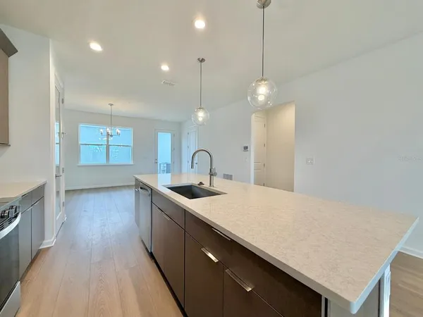 $2,600 | 1887 Pinecliff Drive, Apopka, FL 32703