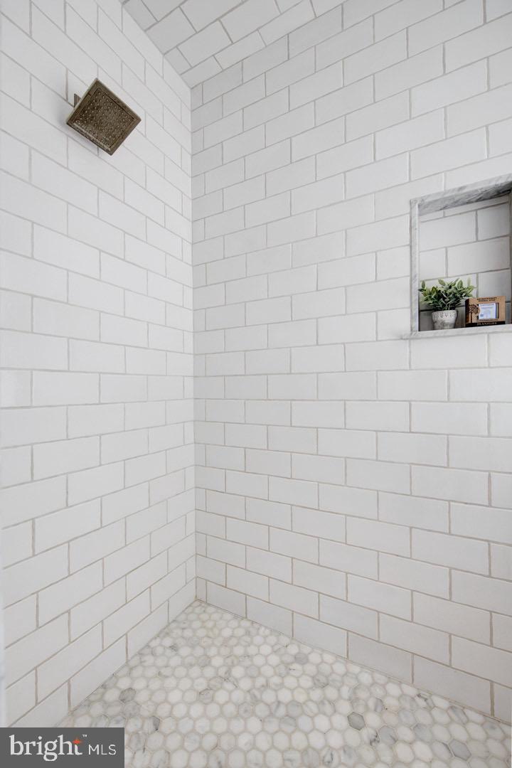 121 Brooke Farm Road Wayne, PA 19087 - Photo 28 of 46 a bathroom with a shower