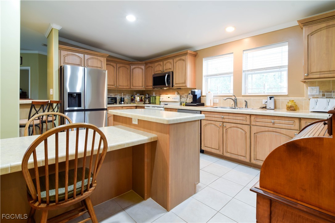 5770 Neal Road Fort Myers, FL 33905 - Photo 5 of 50 Gallery Image 5