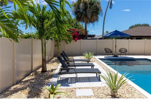 $12,000 | 648 96th Avenue North, Naples, FL 34108