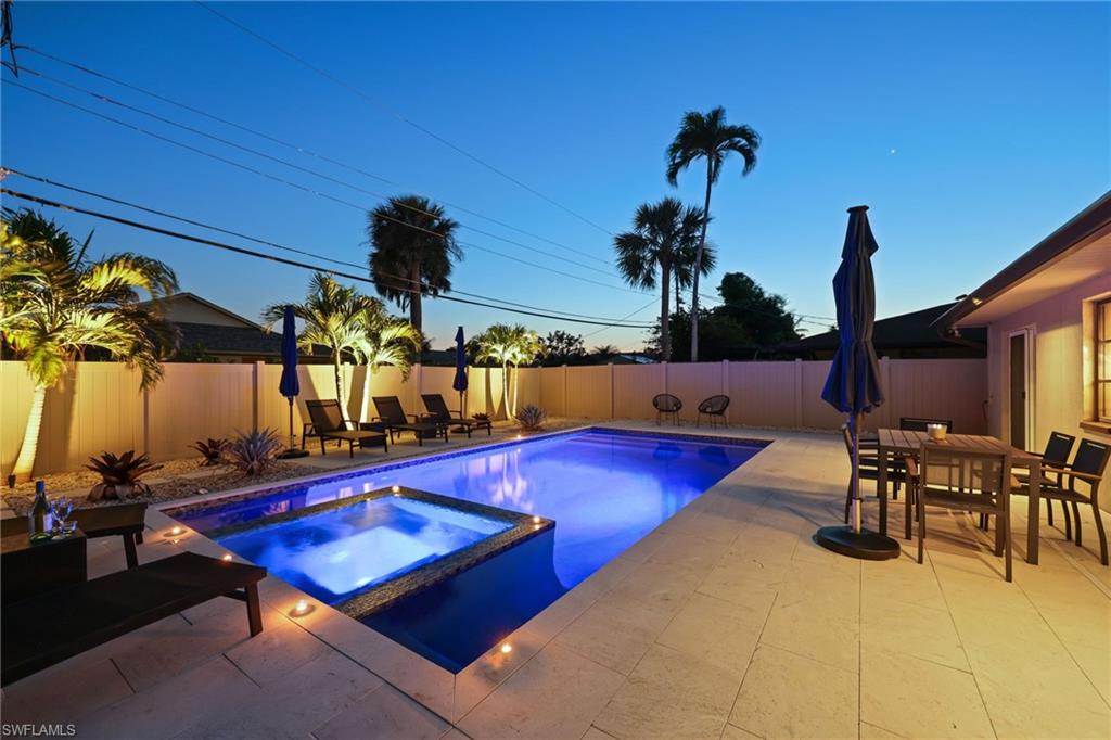 648 96th Avenue North Naples, FL 34108 - Photo 29 of 37