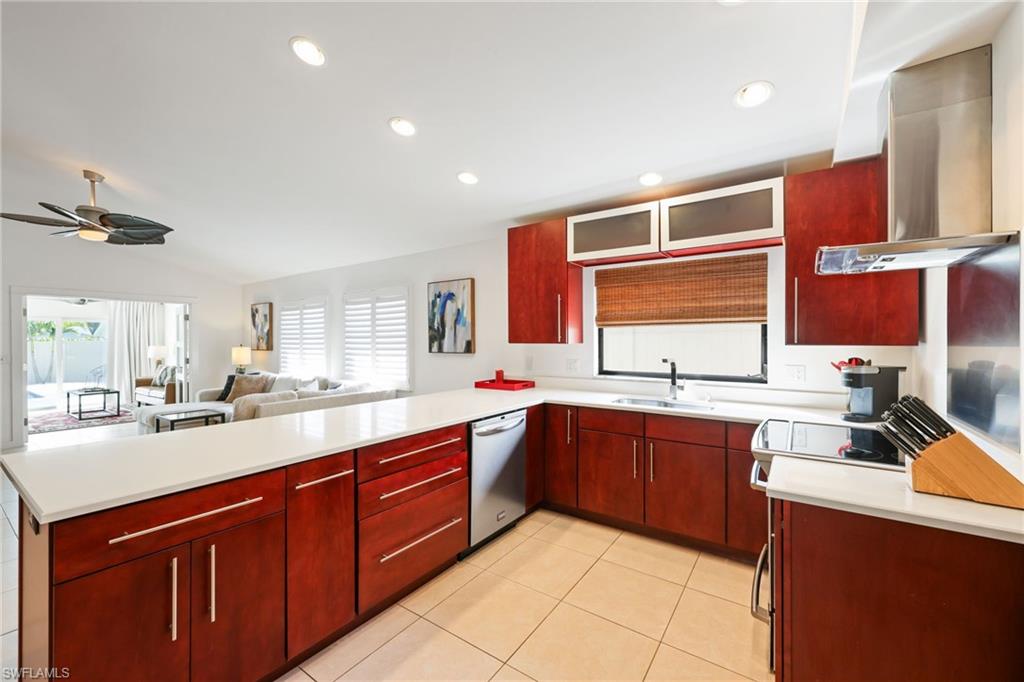 648 96th Avenue North Naples, FL 34108 - Photo 7 of 37 Custom Kitchen