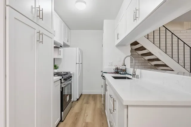 a view of bedroom and chair