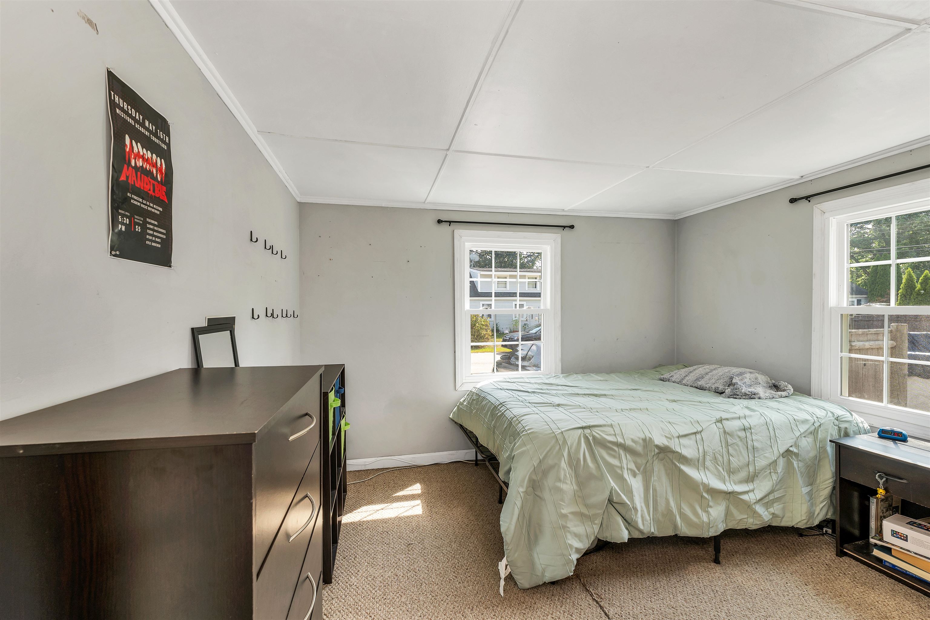 22 Berkshire Road Nashua, NH 03064 - Photo 16 of 18 Gallery Image 16