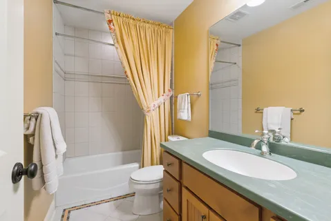 $1,850,000 | 901 Kenton Road, Deerfield, IL 60015