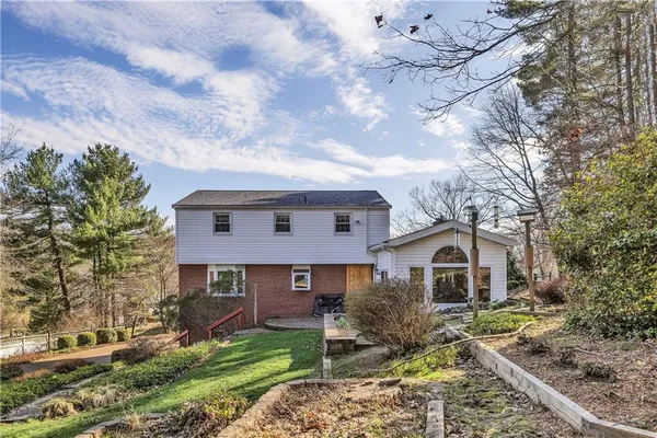 $400,000 | 3757 Fenton Drive, Murrysville, PA 15668