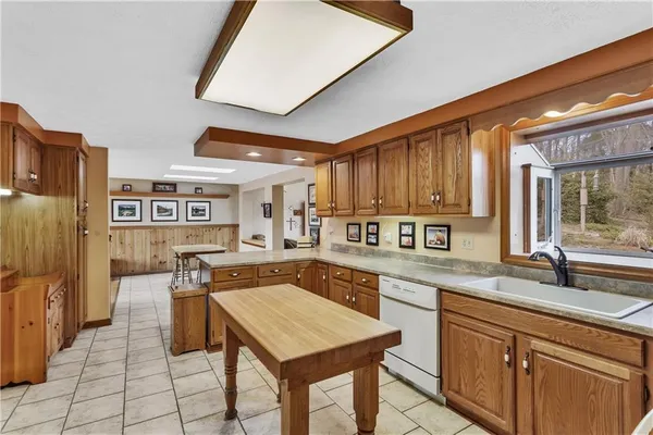 $400,000 | 3757 Fenton Drive, Murrysville, PA 15668