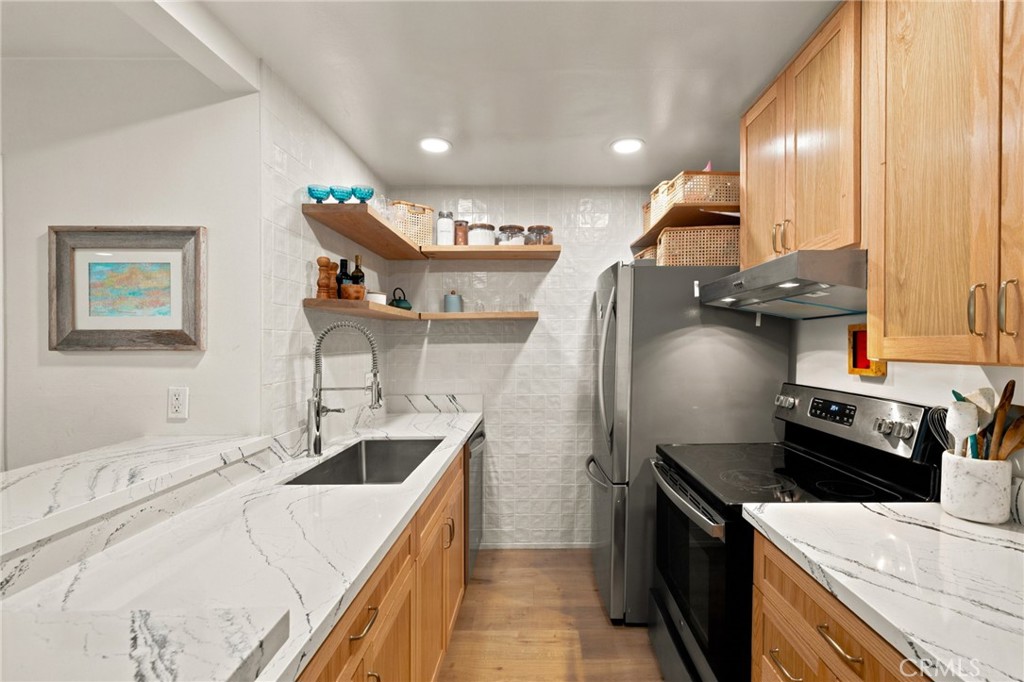 7765 West 91st Street, Unit F2101 Playa del Rey, CA 90293 - Photo 3 of 73