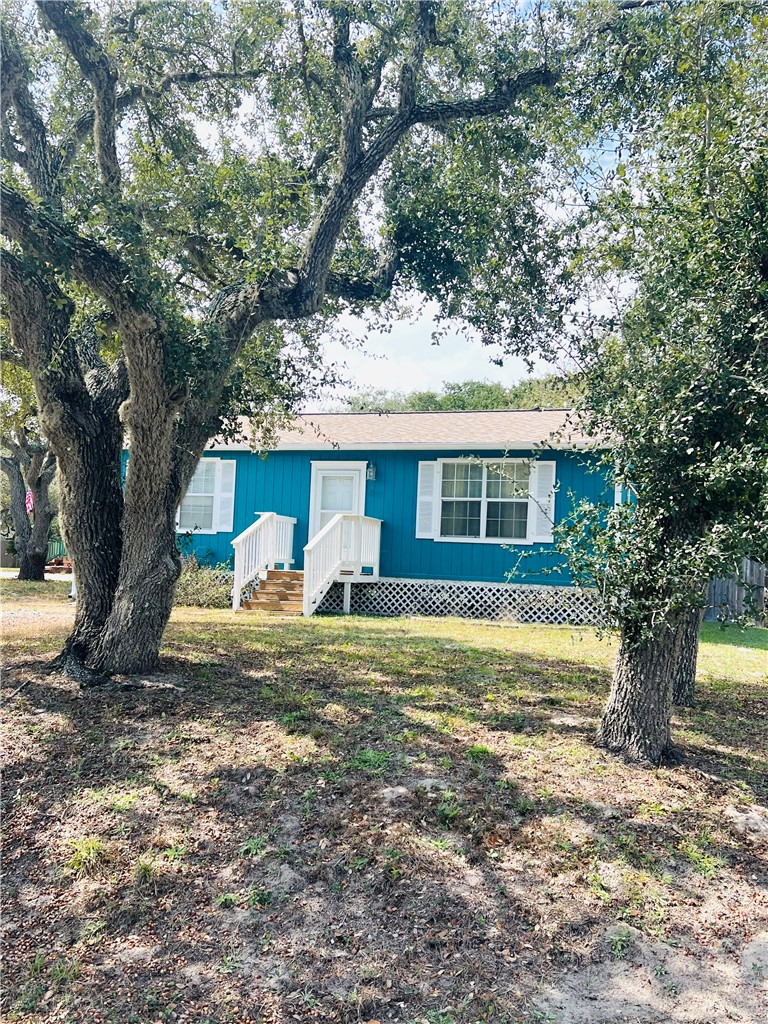 809 North 10th Street Fulton, TX 78358 - Photo 4 of 21