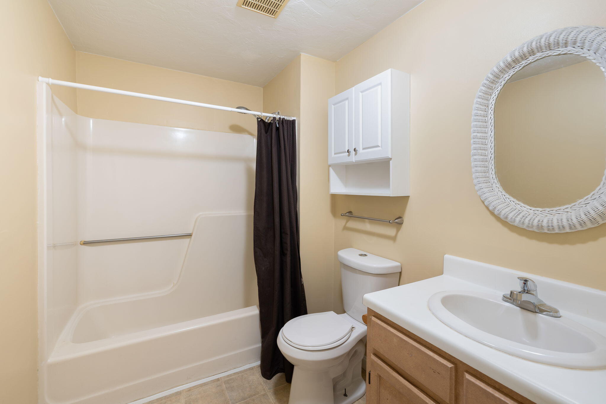 300 Falmouth Road, Unit 17B Mashpee, MA 02649 - Photo 18 of 23 IMG_0575