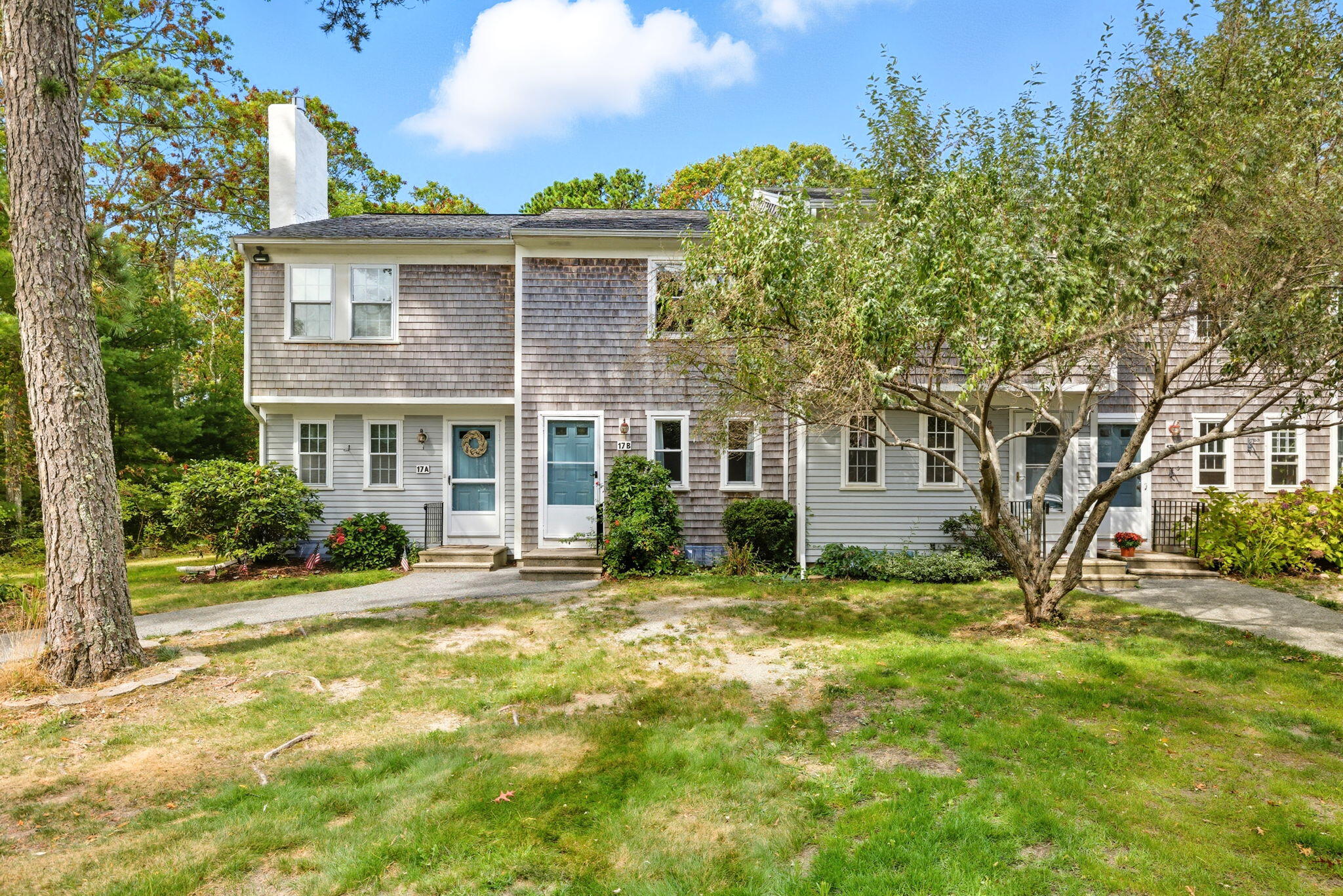 300 Falmouth Road, Unit 17B Mashpee, MA 02649 - Photo 3 of 23 IMG_0582