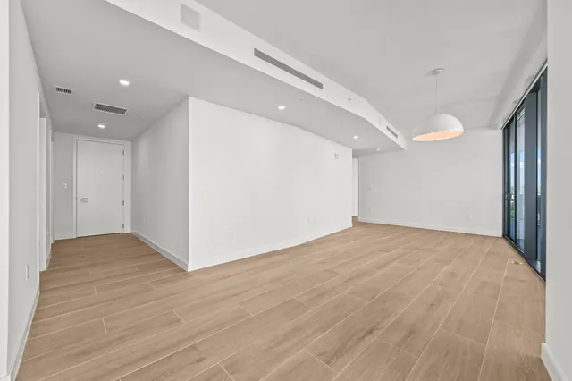 $2,999,999 | 900 North Ocean Boulevard, Unit 406, Pompano Beach, FL 33062