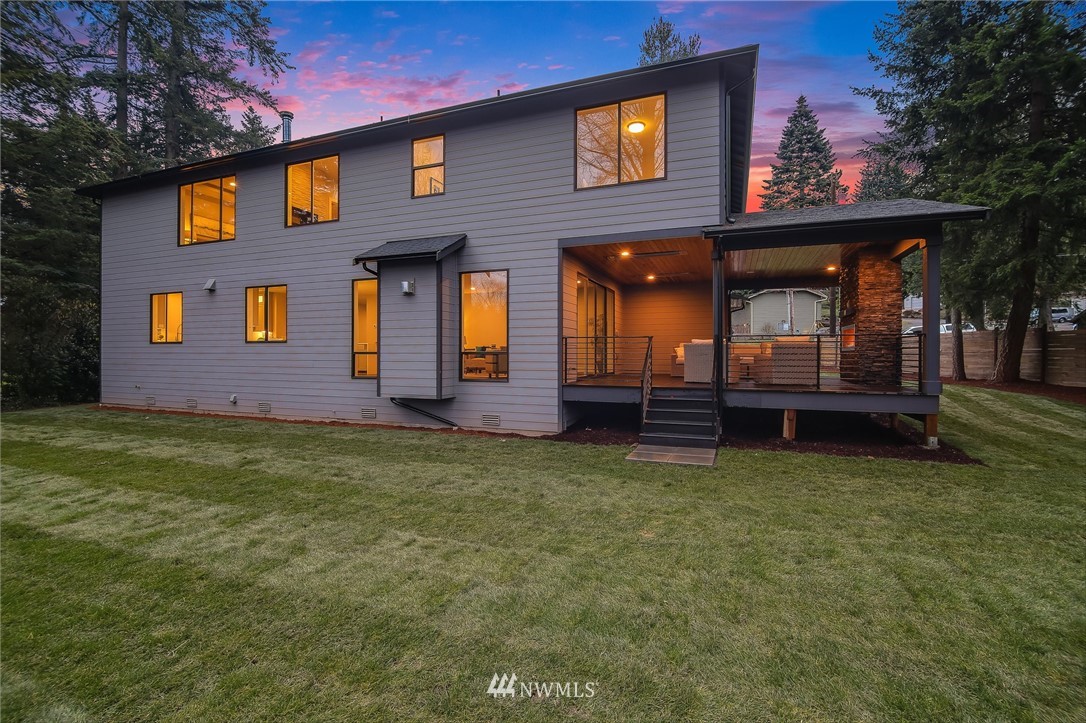 3227 Alaska Road Brier, WA 98036 - Photo 2 of 25