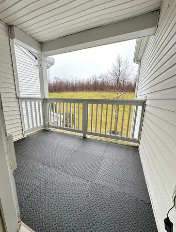 $1,825 | 2427 Silverstone Drive, Unit 2427, Carpentersville, IL 60110