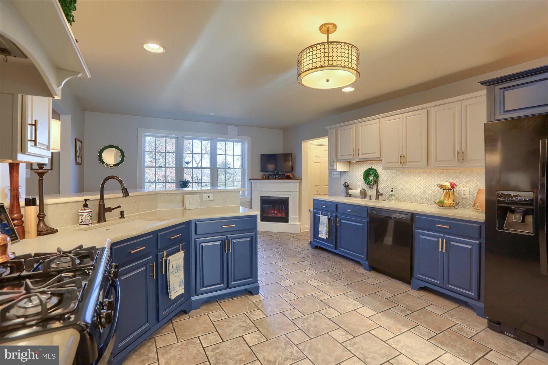 645 Woodside Road York, PA 17406 - Photo 13 of 60 Gallery Image 13