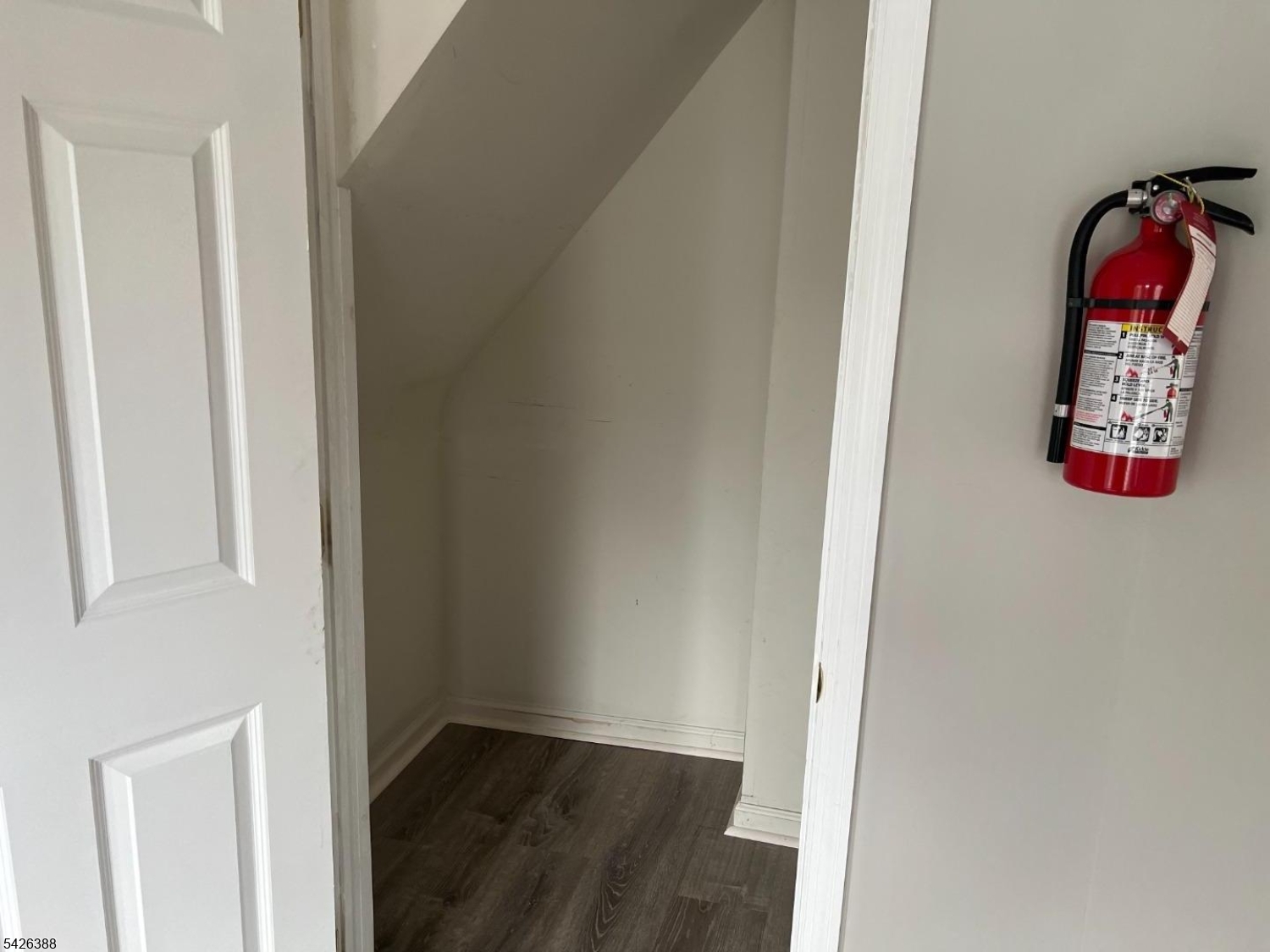 104 West High Street Somerville, NJ 08876 - Photo 6 of 19