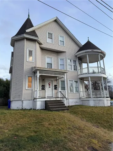 $770,000 | 339 Broadway, Pawtucket, RI 02860