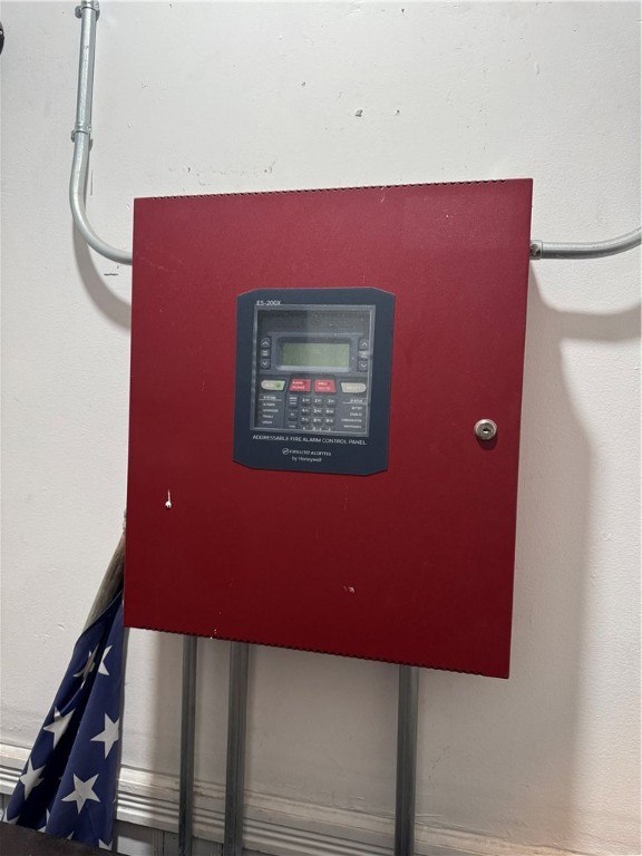 339 Broadway Pawtucket, RI 02860 - Photo 7 of 29