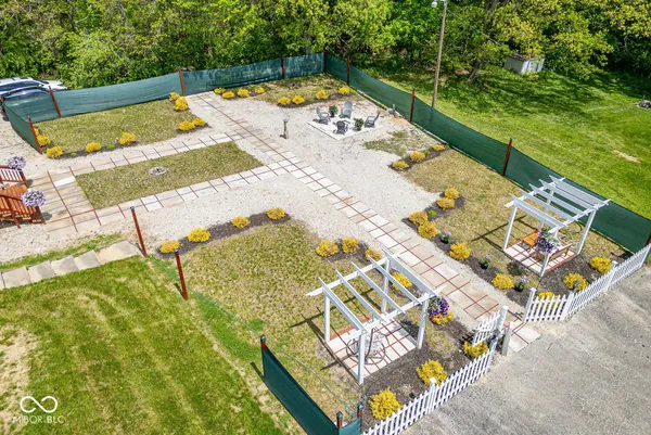 $429,900 | 7425 South Harmony Road, Bloomington, IN 47403