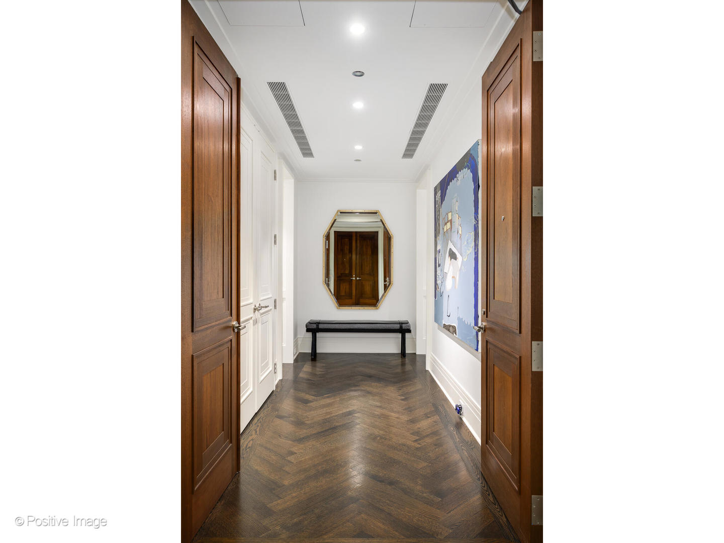 159 East Walton Place, Unit 7G Chicago, IL 60611 - Photo 2 of 36