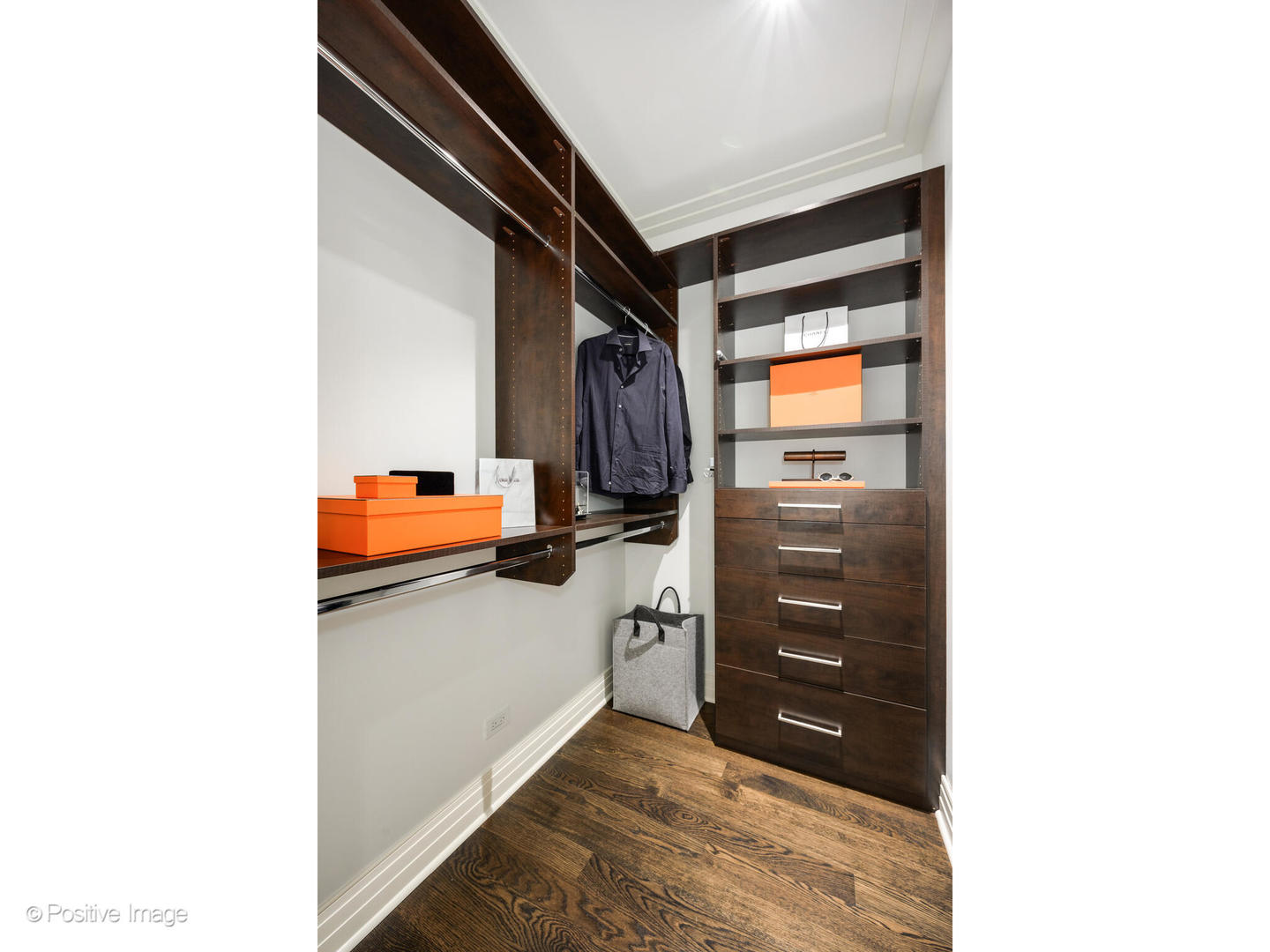 159 East Walton Place, Unit 7G Chicago, IL 60611 - Photo 26 of 36