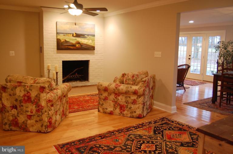12220 Dover Road Owings Mills, MD 21117 - Photo 5 of 29 Family Room
