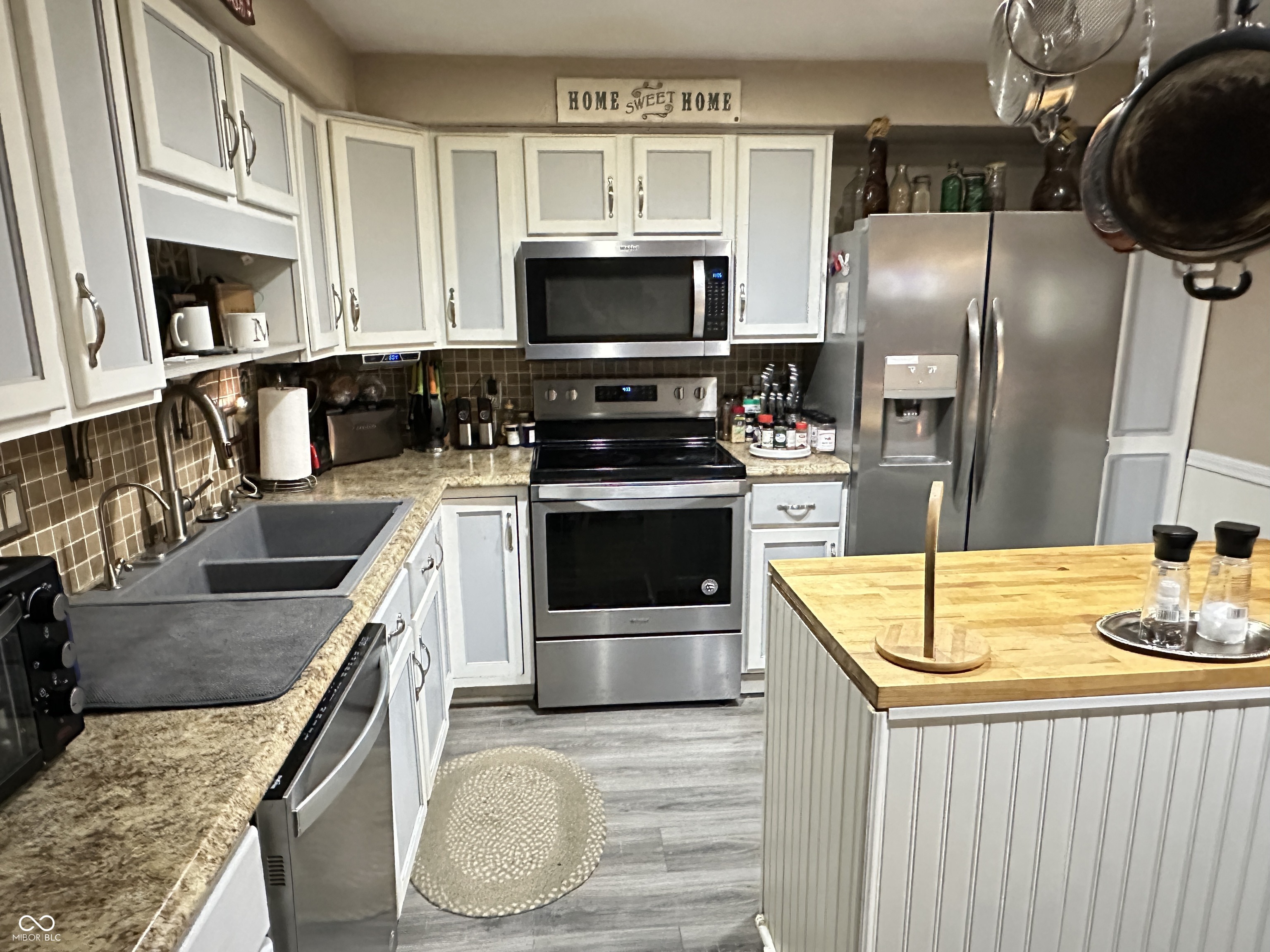 2120 Kitchen Drive Anderson, IN 46017 - Photo 20 of 36