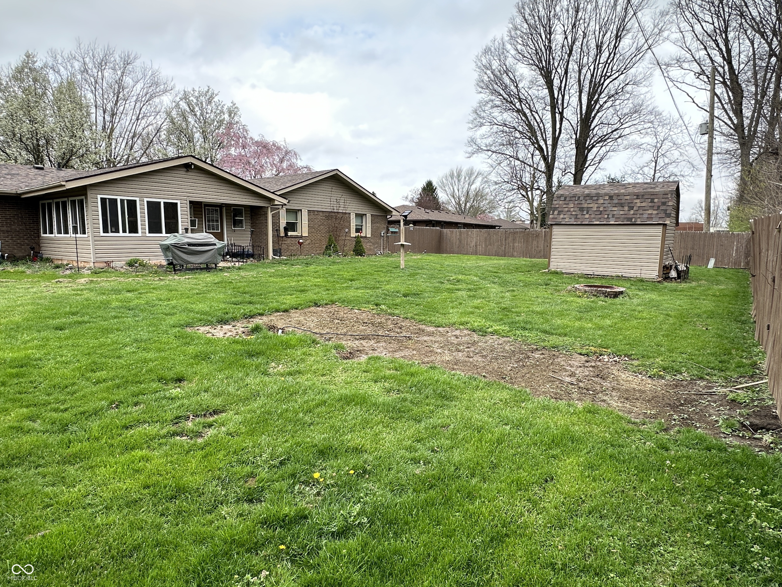 2120 Kitchen Drive Anderson, IN 46017 - Photo 5 of 36