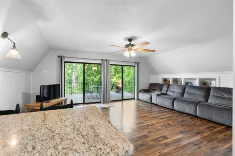 $700,000 | 1552 Damron Road, Estill Springs, TN 37330