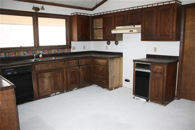 8121 Old Cedar Grove Road Cross Plains, TN 37049 - Photo 3 of 15 Gallery Image 3