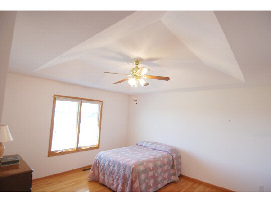 7935 Ingram Road Rockford, IL 61108 - Photo 4 of 11 Gallery Image 4