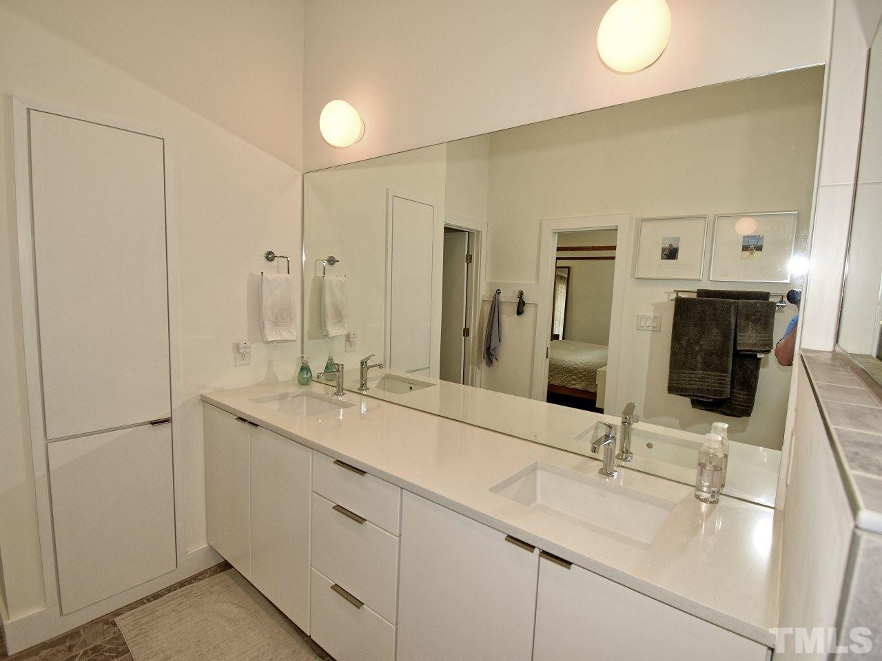 3448 Bradley Place Raleigh, NC 27607 - Photo 17 of 28