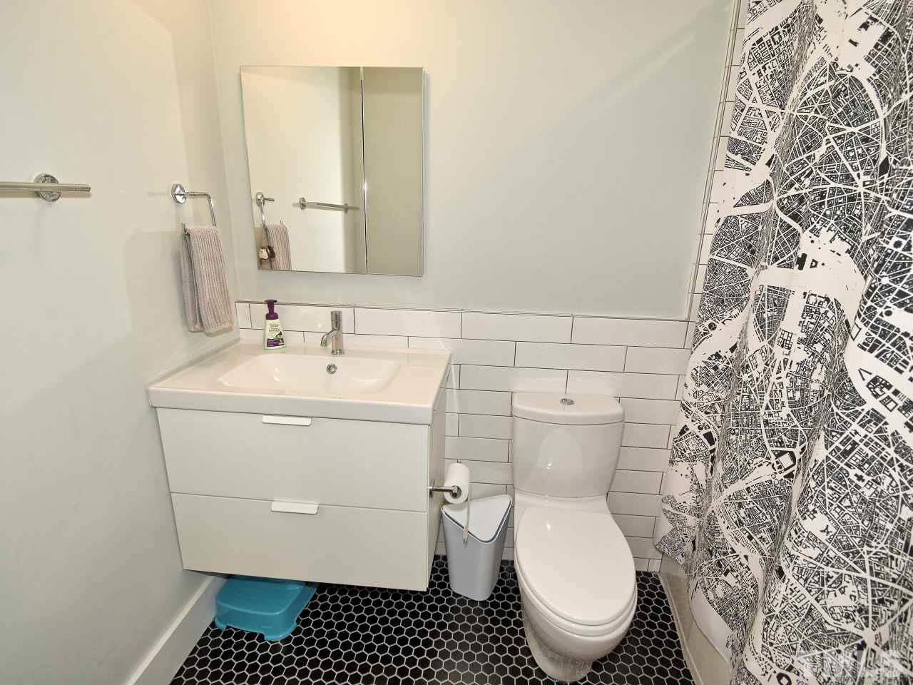 3448 Bradley Place Raleigh, NC 27607 - Photo 23 of 28