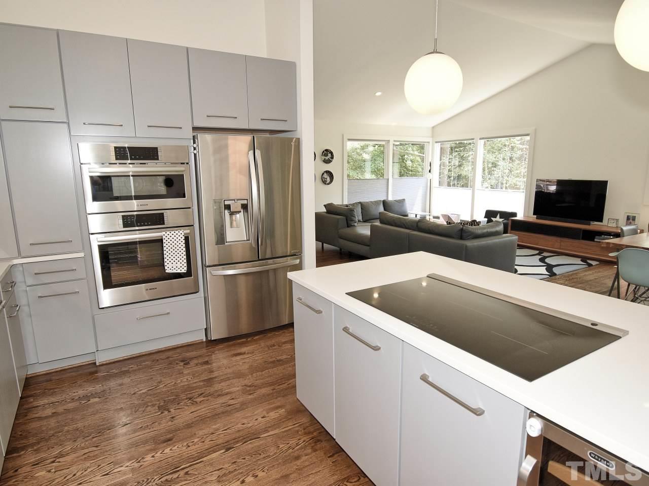 3448 Bradley Place Raleigh, NC 27607 - Photo 9 of 28