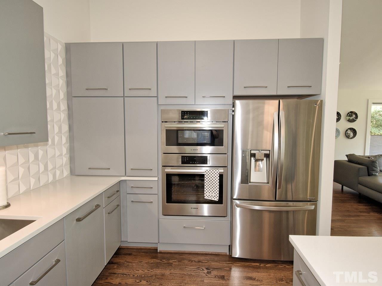 3448 Bradley Place Raleigh, NC 27607 - Photo 10 of 28