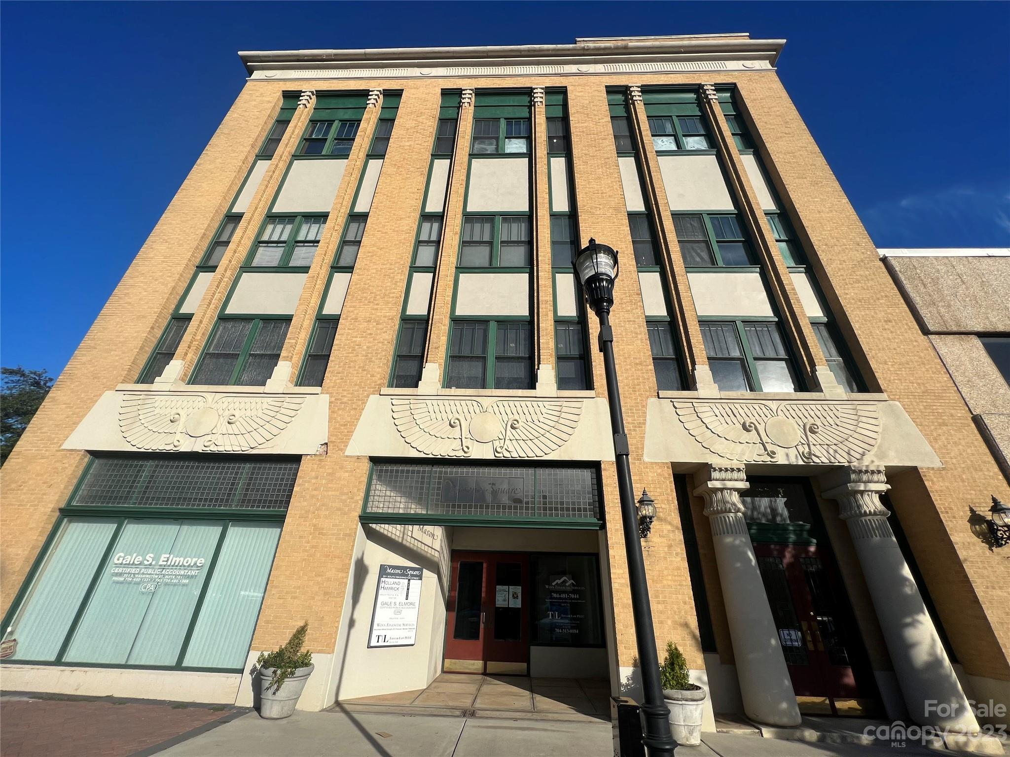 201 South Washington St Unit 302  