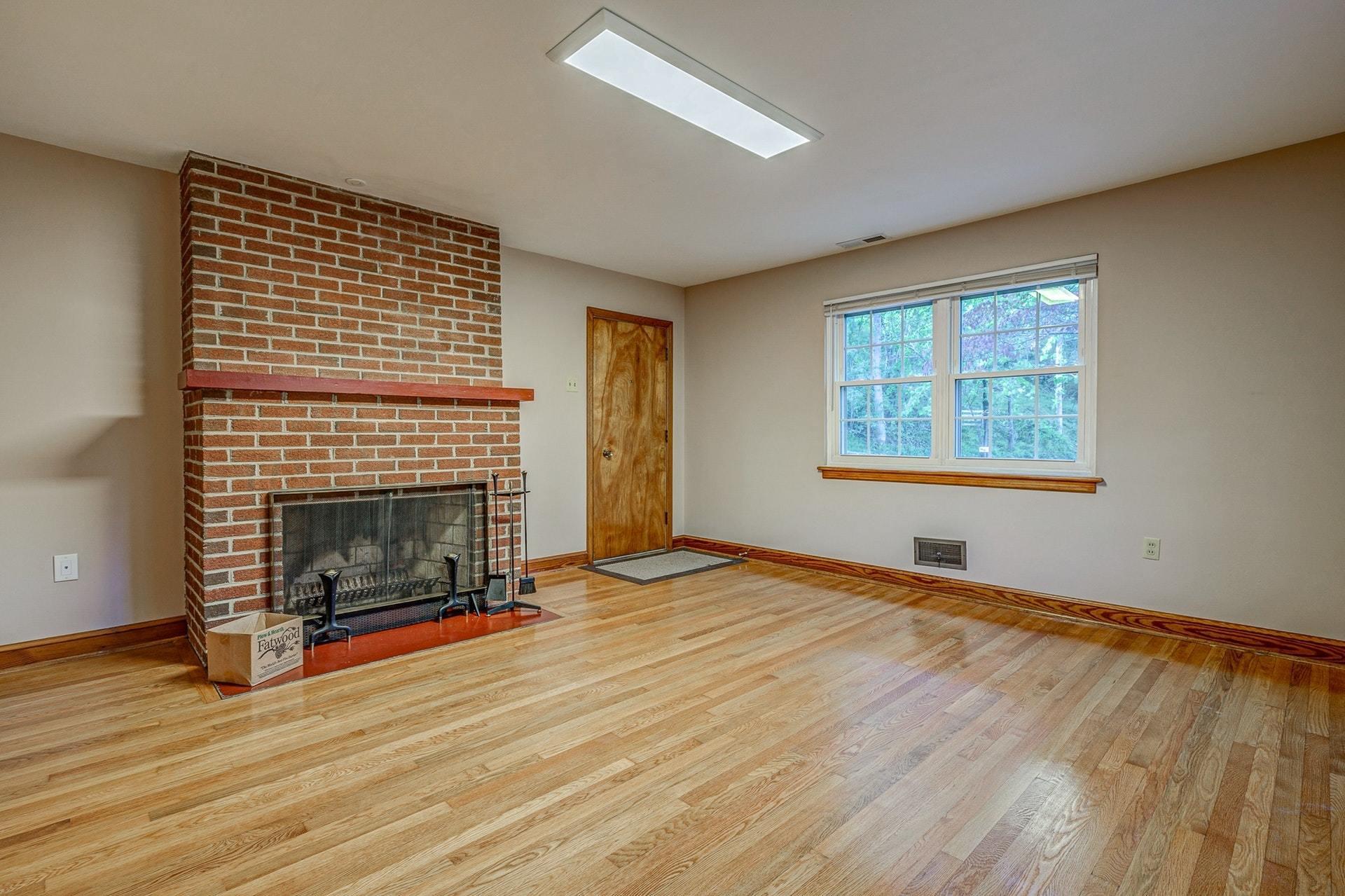 4557 Brookridge Road Roanoke, VA 24014 - Photo 4 of 40 004-330451-4557 Brookridge Road 004_8322