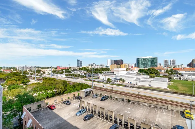 $242,900 | 616 Clearwater Park Road, Unit 907, West Palm Beach, FL 33401