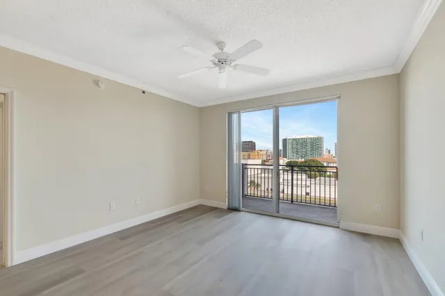 $242,900 | 616 Clearwater Park Road, Unit 907, West Palm Beach, FL 33401