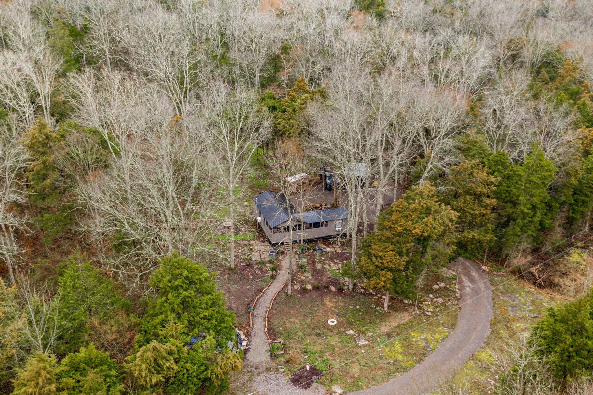 233 Porterfield Road Readyville, TN 37149 - Photo 6 of 32 a view of a garden