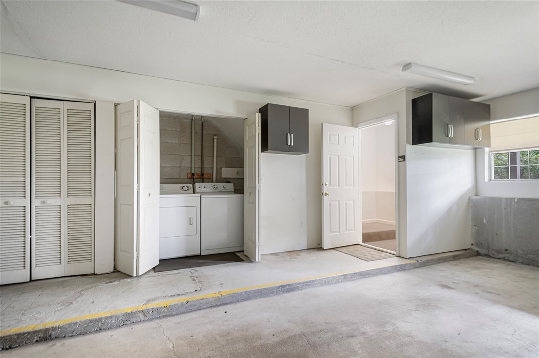 565 Quaker Lane, Unit 58 West Warwick, RI 02893 - Photo 32 of 33