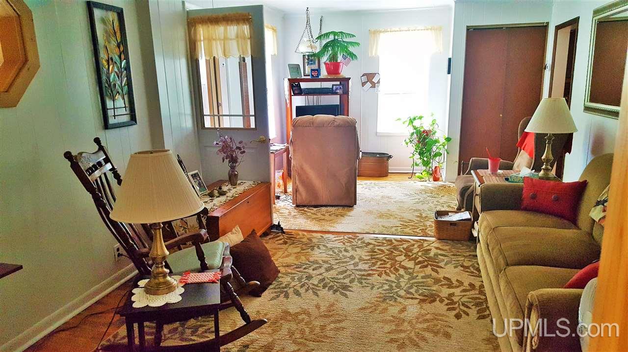 W7146 Johns Road Niagara, WI 54151 - Photo 9 of 18